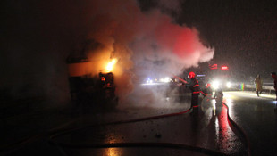 TEM'de tır yangını