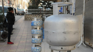 Teröristler saldırı için tüp çalıyor