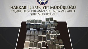 Tır lastiğinde cep telefonu kaçakçılığı