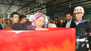 Trafik kazasında ölen uzman çavuş toprağa verildi