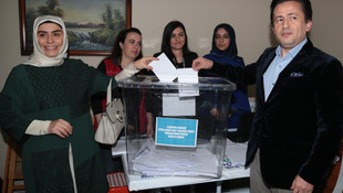 Tuzla'da caddenin trafiği için sandık kuruldu