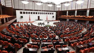 Doğum yapan memur ve işçilerin yeni hakları kabul edildi!