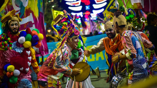 Uruguayda düzenlenen dünyaca ünlü Montevideo karnavalı fotoğrafları!