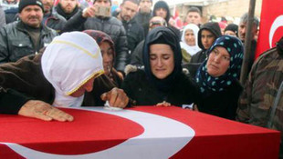 Cumhurbaşkanının talimatıyla şehit ailesine TOKİden ev