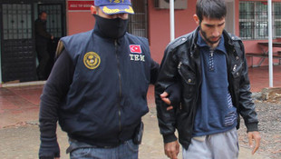 Adana'daki izinsiz gösteri