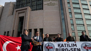 Adliye önünde "mülakat" protestosu