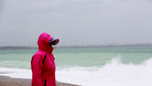 Antalya'da kuvvetli yağış ve fırtına