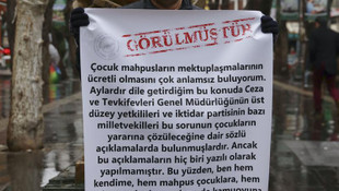 Çocuk mahkumlar için "ücretsiz mektup" talebi