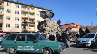 Danıştayın kararını konvoy oluşturarak kutladılar