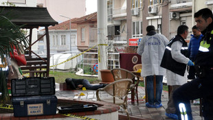 Eski sevgilisini öldürüp intihar etti