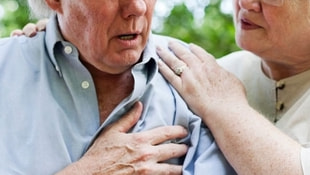 Kalp krizi belirtileri nelerdir? Kalp krizi geçiren kişiye ilk müdahale nasıl yapılır?