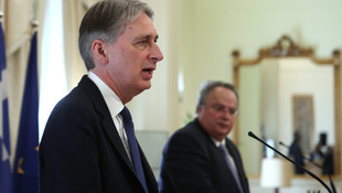 Ingiltere Disisleri Bakani Hammond Atina'da