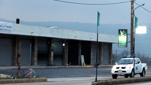 Hizbullah'dan İsrail askeri araçlarına bombalı saldırı