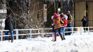 Lübnan'da kar yağışı