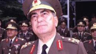 Emekli Orgeneral Sabri Yirmibeşoğlu toprağa veriliyor