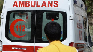 Mardinde teröristler ambulans kaçırdı!