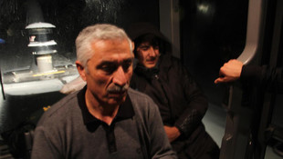 Yolu kapanan köydeki hastaların imdadına yetiştiler