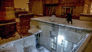 DERLEME - Yurt genelindeki kar yağışı dolayısıyla eğitime kar engeline ilişkin haberlerimizi derleyerek yayımlıyoruz. Saygılarımızla. AA