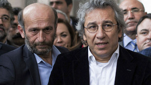 Can Dündar ve Erdem Güle destek olmak için kendilerini ihbar ettiler!