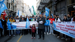 Beyoğlunda Türkmenlere yapılan saldırılar protesto edildi!