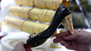 23 bin TLye altın ayakkabı