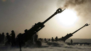 Azezde PKK hedeflerine top atışları sürüyor