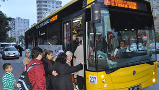 Otobüsü ile kalp krizi geçiren yolcusunu kurtardı!