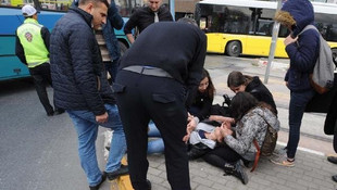 Beyoğlunda İETT otobüsü üniversite öğrencisine çarptı!