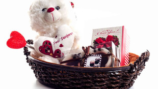 14 Şubat Sevgililer Gününde kız arkadaşıma ne hediye alabilirim?