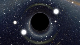 Hubble şimdiye kadar keşfedilen en büyük Kara Deliği görüntüledi