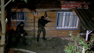 İstanbulda 10 adrese uyuşturucu operasyonu düzenlendi