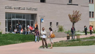 Abant İzzet Baysal Üniversitesi indirilen bayrak hakkında açıklama yaptı