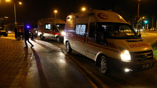 Adana Seyhanda yüzüne molotofkokteyli isabet eden polis yaralandı