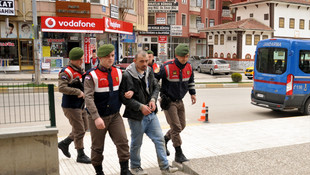 Cezaevi firarisi saklandığı çöplükte yakalandı