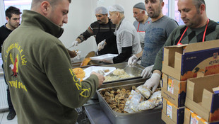 Çorum'dan Yüksekova'daki güvenlik güçlerine kuruyemiş