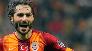 Galatasaraylı futbolcu Hamit Altıntopun ayak bileği kırıldı