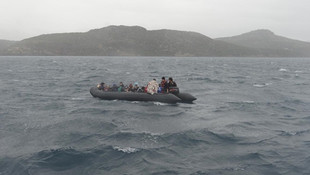 Muğlanın Bodrum ilçesinde Yunanistana geçmeye çalışan 52 Pakistanlı yakalandı