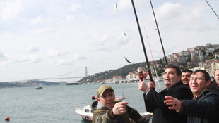 Görme engellilerin balık tutma keyfi