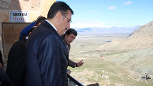 Gümrük ve Ticaret Bakanı Tüfenkci, Ağrı'da