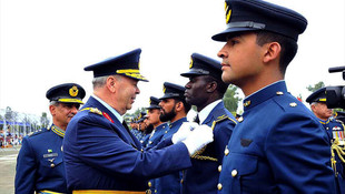 Hava Kuvvetleri Komutanı Orgeneral Ünal Pakistan'da