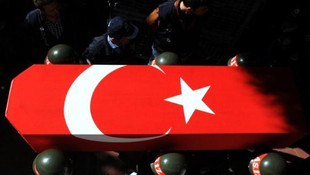 Yarasını saklayıp operasyona katılan Yüzbaşı şehit oldu