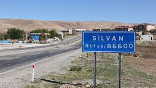 Terör operasyonlarının devam ettiği Silvanda sokağa çıkma yasağı ilan edildi