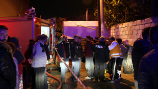 İzmir'de ev yangını: 1 ölü