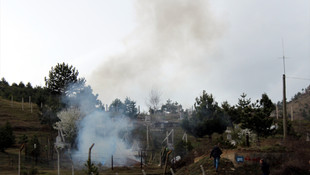 Mezarlıkta el bombası bulundu