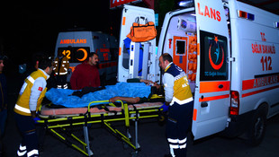 Muğla'da işçi servisi kamyonetle çarpıştı: 9 yaralı