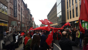 PKK'lılar teröre tepki için yürüyenlere saldırdı