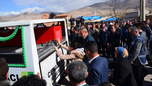 Şehitlerimizi uğurluyoruz