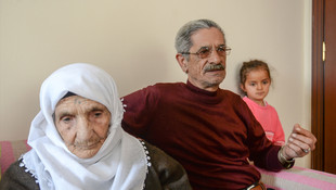 Terör, asırlık nineyi evinden etti