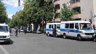 Teröre tepki amacıyla yürüyüş düzenleyen Türklere PKK sempatizanları saldırdı