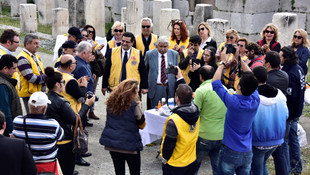 Yakalanan kaçaklar için 2 bin 300 adet yardım çantası